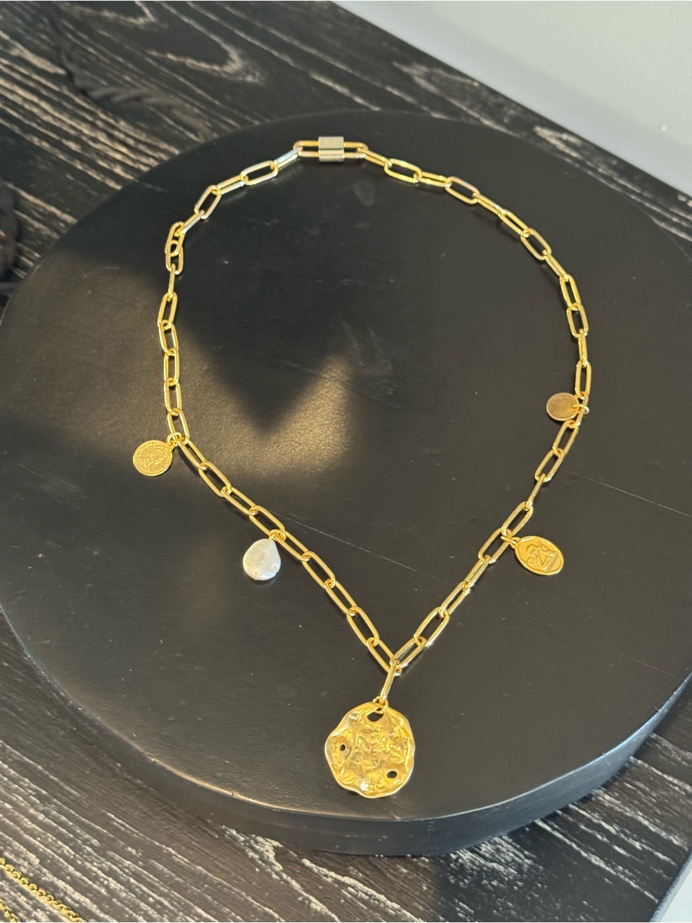 Dalbit New York Gold Tone Paperclip Necklace Coin Charms SoHo Boutique Jewelry - Picture 1 of 6